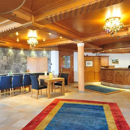 Garni Castel 4* 이스크글